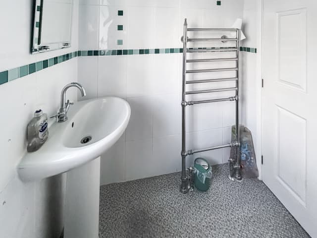 Bathroom | Nemo&rsquo;s Lodge, Portland