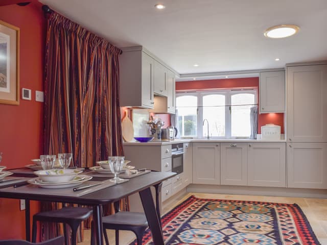 Kitchen/diner | Lomond Cottage, Garsington