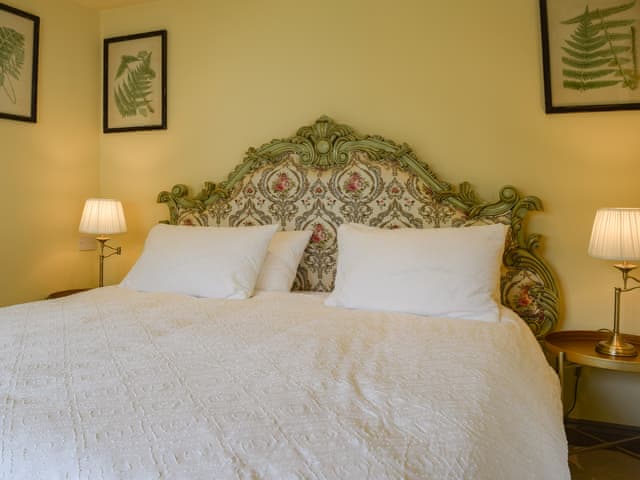 Double bedroom | Lomond Cottage, Garsington