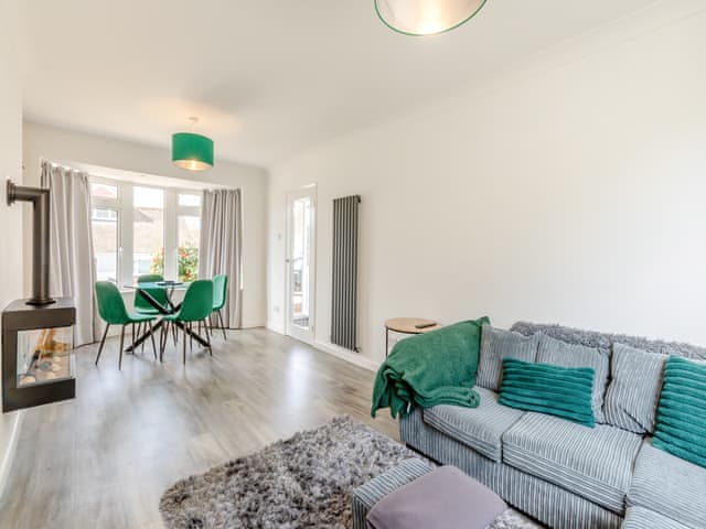 Living room/dining room | Driftwood Villa, Brixham