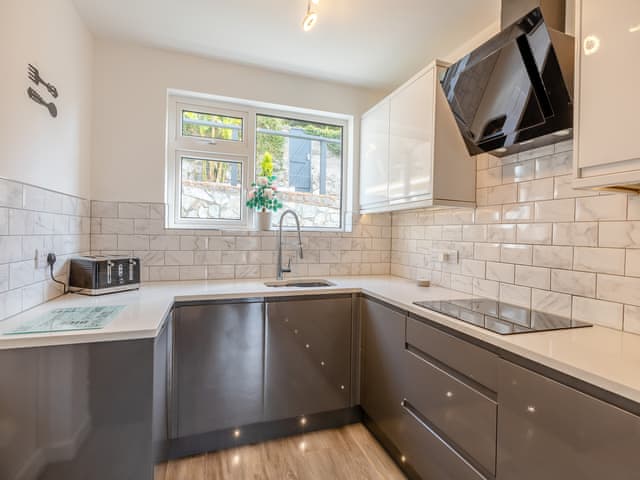 Kitchen | Driftwood Villa, Brixham