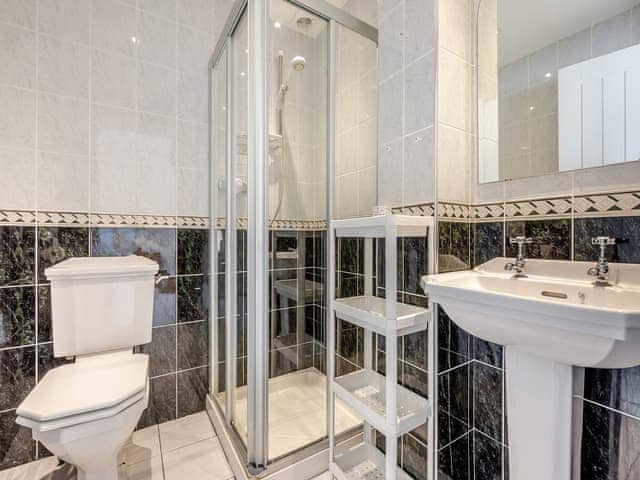 Bathroom | Highlands, St Mawes