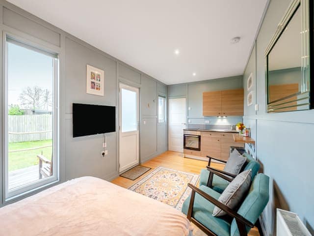 Interior | Willow Lodge 2 - Willow Lodges, Taunton