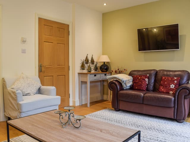 Living area | The Mount View, Towcester