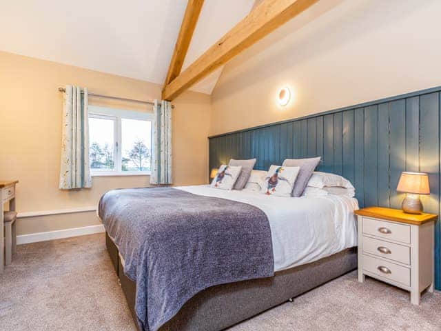 Double bedroom | Lapwing - Gibralter Barns, Skegness