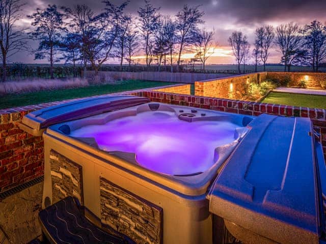 Hot tub | Sandpiper - Gibraltar Barns, Skegness