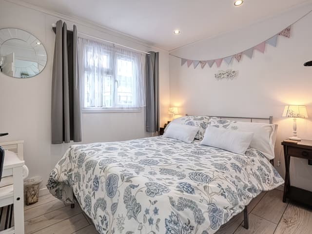 Double bedroom | The Happy Hedgehog - Country Cottages Norfolk, Mundesley