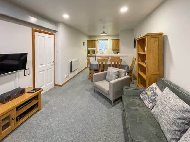 Open plan living space | Quaysiders Club I - Quaysiders Club Apartments, Ambleside
