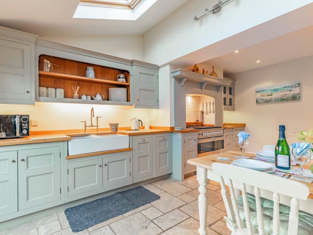Kitchen/diner | Dibley Cottage, Mundesley