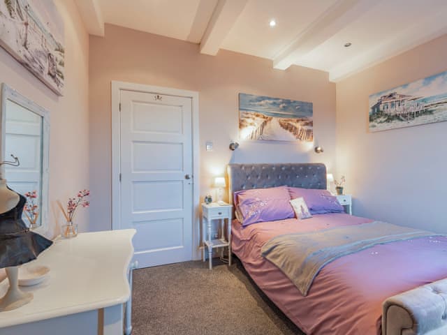 Double bedroom | Dibley Cottage, Mundesley
