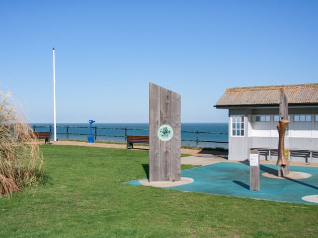 Surrounding area | Dibley Cottage, Mundesley