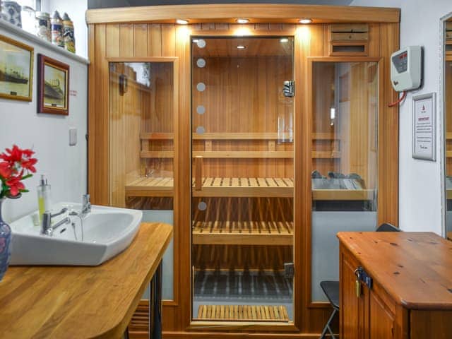 Sauna | Ship Ahoy, Walcott-on-Sea