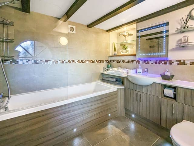 Bathroom | The Dairy - Brackenthwaite Holidays, Arnside and Silverdale