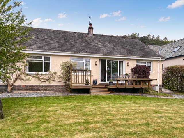 Exterior | Autumn Leaves, Keswick