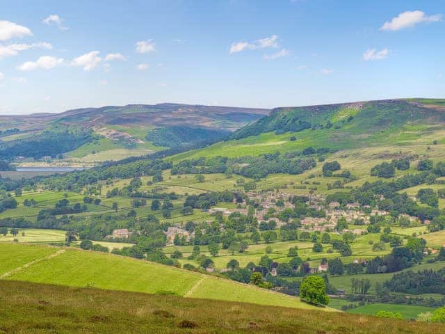 Offerton Edge VIew | Pine Door, Eyam, near Bakewell