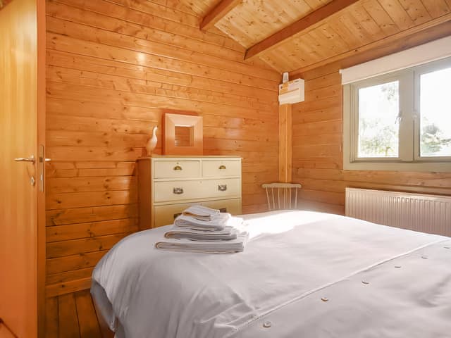 Double bedroom | Log Cabin, Guyhirn