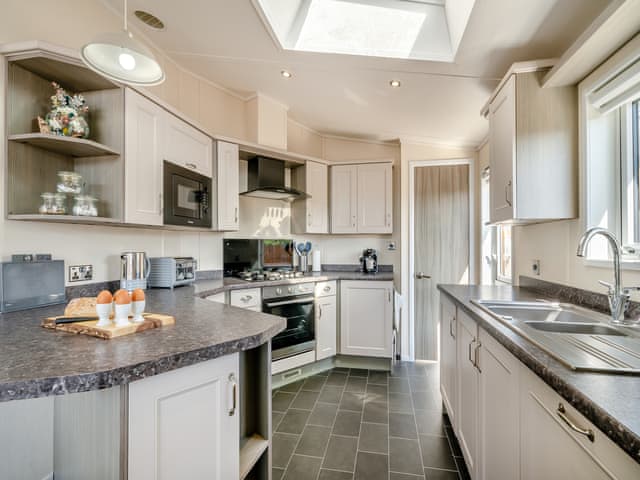 Kitchen area | Rabbit Hole - Longmead Country Escapes, Cheddar