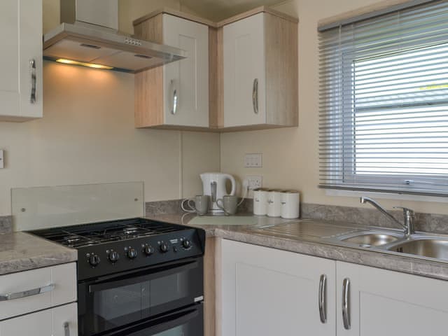 Kitchen | Lodge 46 Bridlington Holiday Park - Bridlington Holiday Park, Bridlington