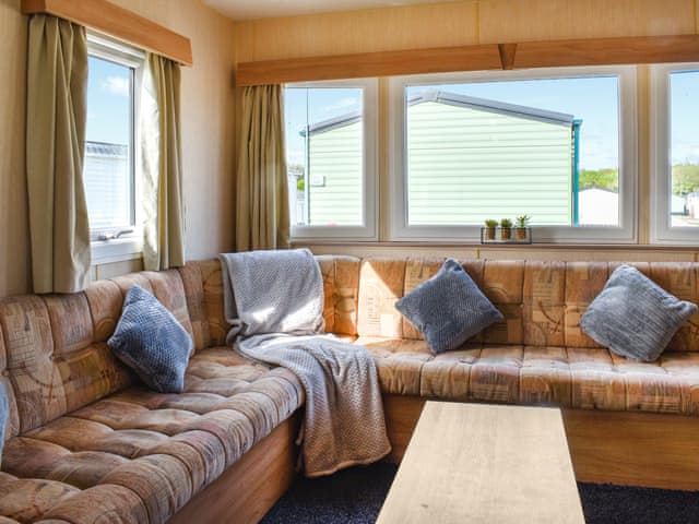 Living area | The Getaway - Ocean Edge Retreats, Lancaster