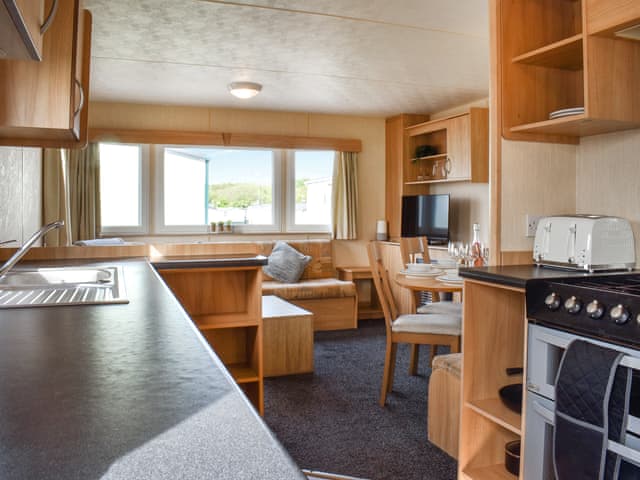 Open plan living space | The Getaway - Ocean Edge Retreats, Lancaster