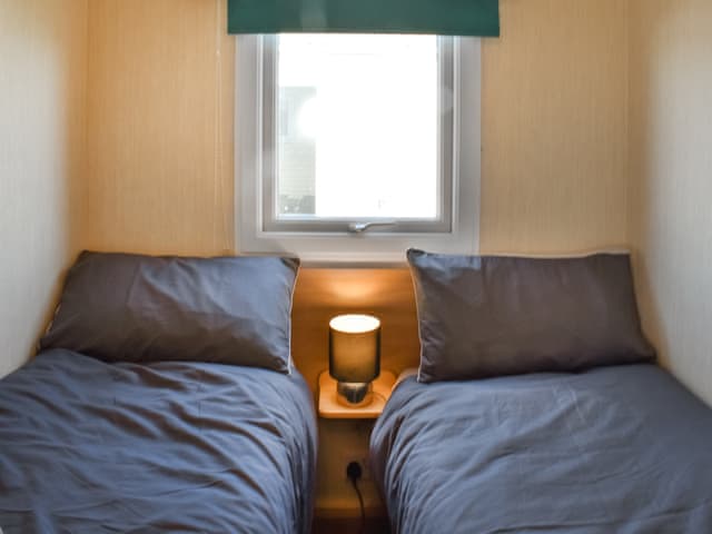 Twin bedroom | The Getaway - Ocean Edge Retreats, Lancaster