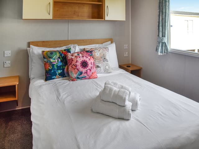 Double bedroom | Kee Holiday Home, Scratby