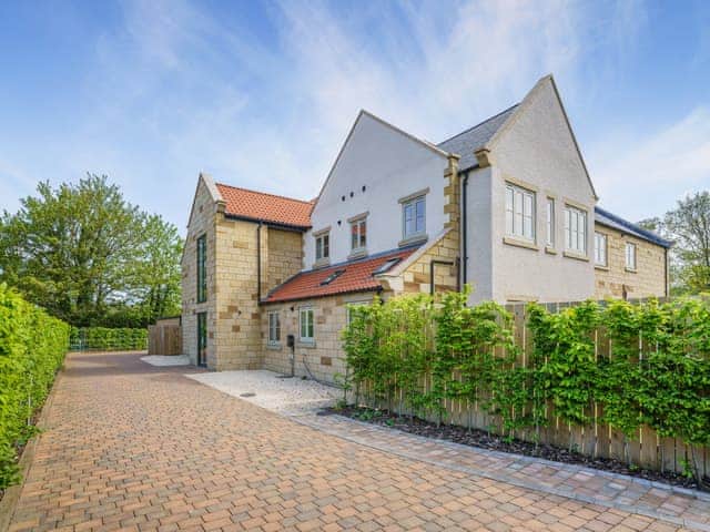 Exterior | Spire View, Ruswarp