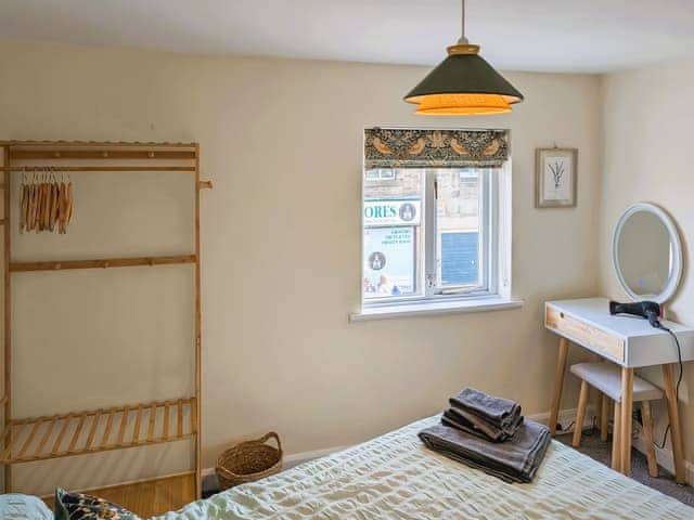 Double bedroom | Curiosity Cottage, Hope Valley, Near Eyam