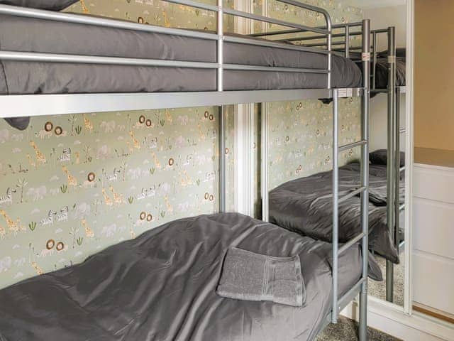 Bunk bedroom | Curiosity Cottage, Hope Valley, Near Eyam
