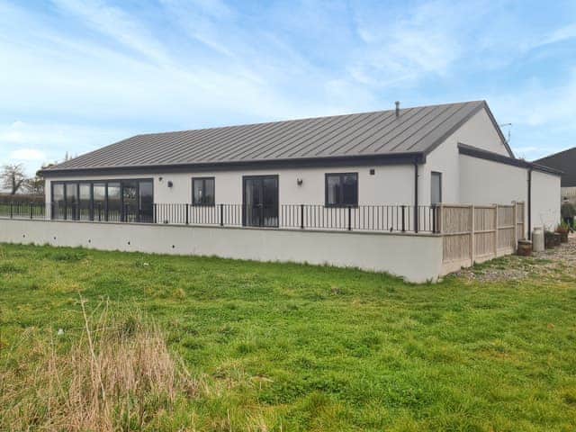 Exterior | The Bungalow - Applebarn Holidays , West Pennard, near Glastonbury