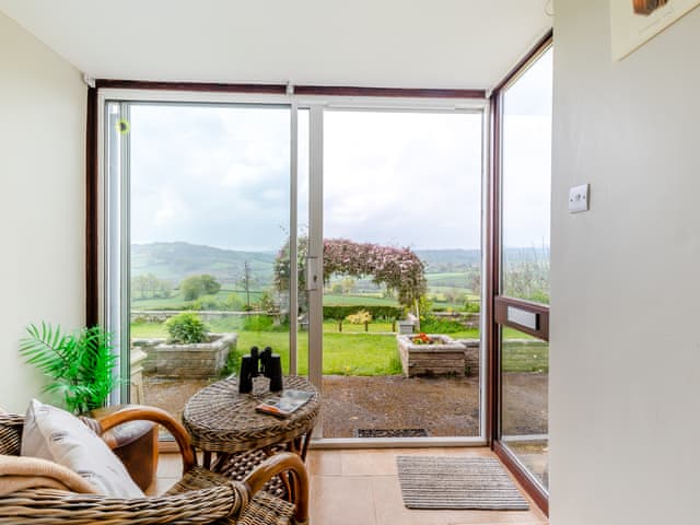 Sun room | Osmore Orchard, Membury