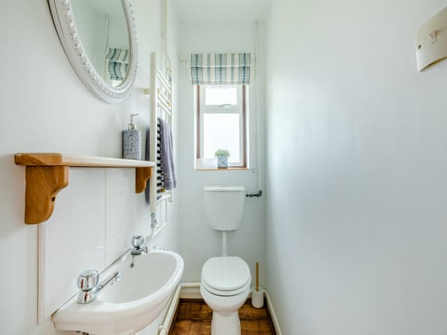 Separate toilet | Osmore Orchard, Membury