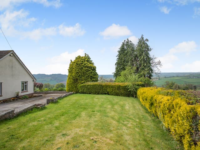 Garden and grounds | Osmore Orchard, Membury