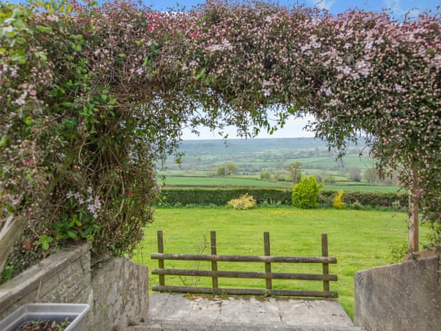 Exterior | Osmore Orchard, Membury