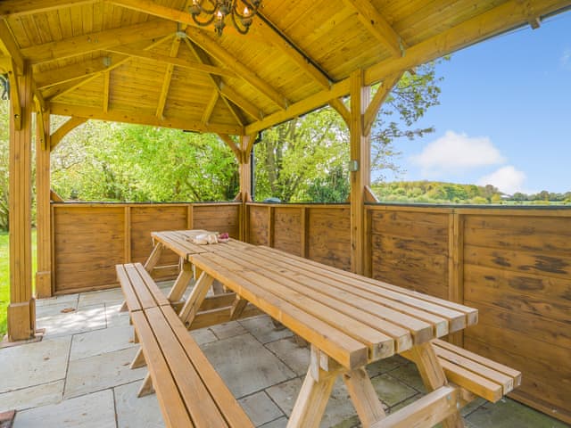 Outdoor | Cedar - Chestnut Tree Barns, Ilketshall St Margaret near Bungay