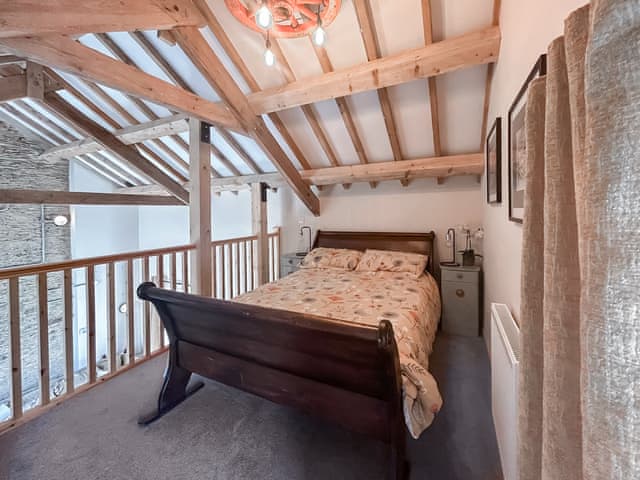Double bedroom | North Thorne - The Tractor Barn - North Thorne, Bratton Fleming