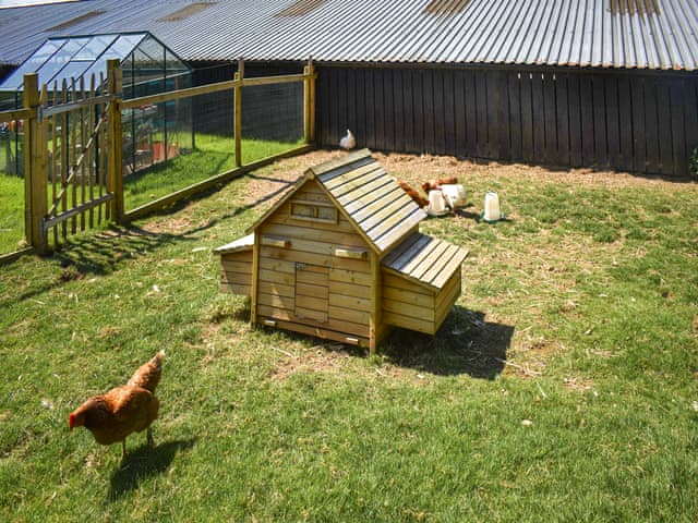 Outdoor | North Thorne - The Tractor Barn - North Thorne, Bratton Fleming