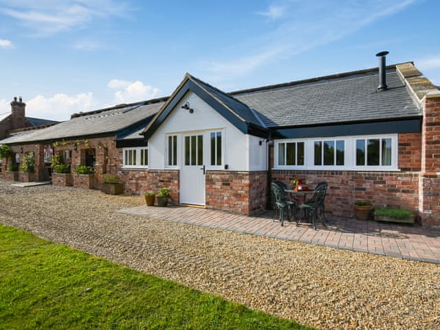 Exterior | The Vinery - Cottage Escapes, Shrewsbury