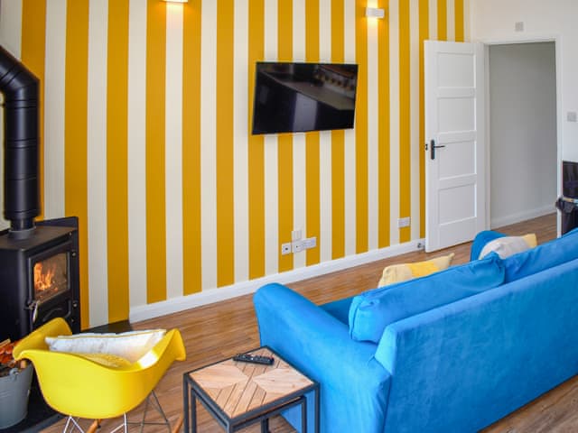 Open plan living space | The Old Hayloft - Two Moors Way Cottages, Witheridge