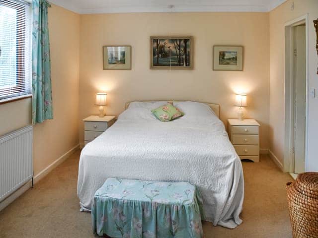 Double bedroom | Swallowdale, Flordon