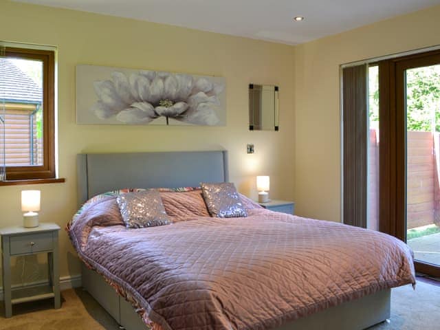 Double bedroom | Jasmine Lodge, Fitling