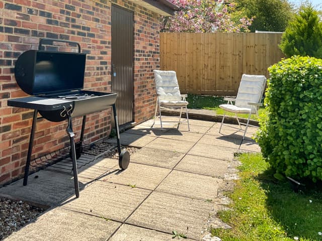 Outdoor eating area | Kastania, Bere Regis, near Wareham