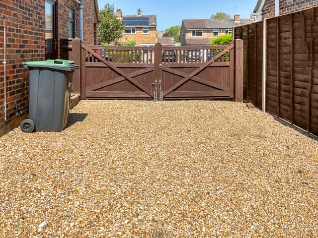 Parking | Kastania, Bere Regis, near Wareham