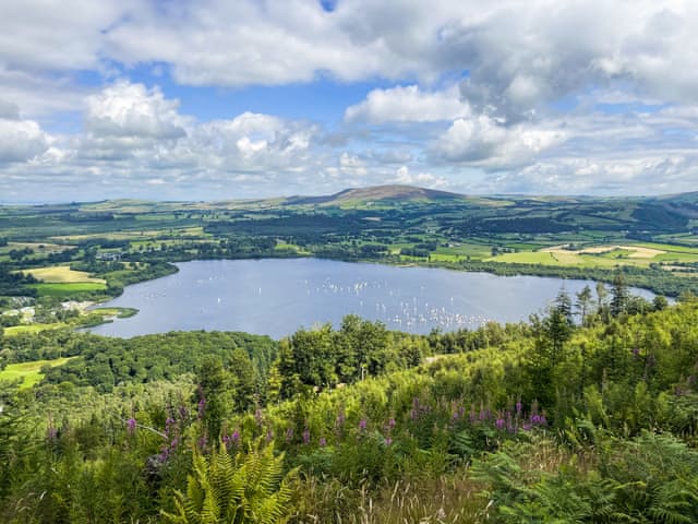 Surrounding area | Autumn Leaves, Keswick