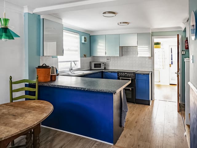 Kitchen/diner | Painter&rsquo;s Cottage, Hemsby