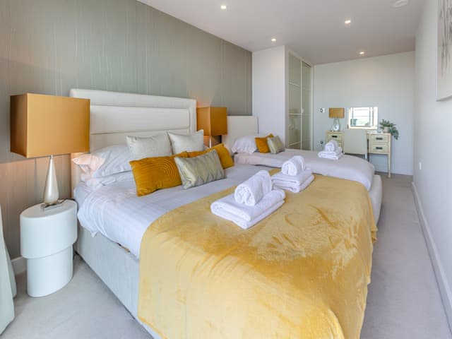 Double bedroom | Penthouse 14 Oceangate, Newquay