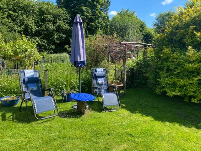 Garden | Beekeeper’s Cabin, Booton, Reepham