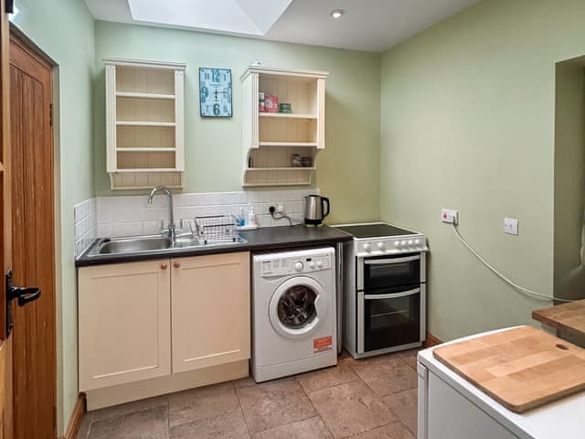 Kitchen | Noddingway Cottage, Axbridge, Weare