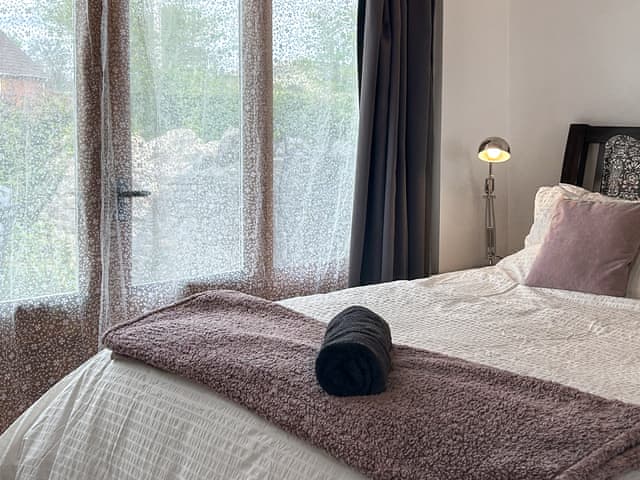 Double bedroom | Noddingway Cottage, Axbridge, Weare