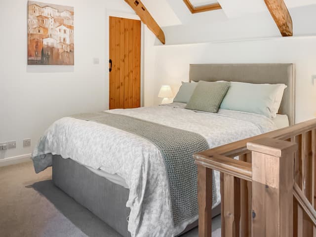 Double bedroom | Tanlake Barn, Chard